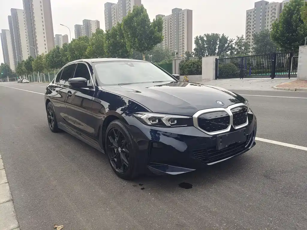 BMW i3 2024 eDrive 35 L
