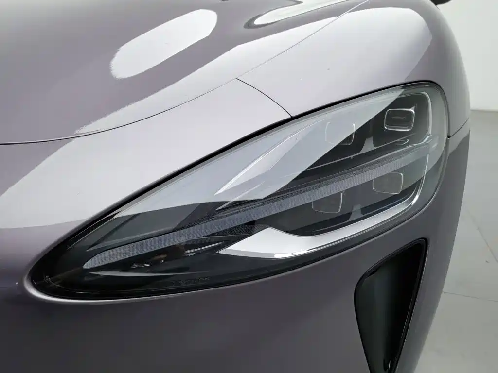Xiaomi SU7 — миниатюра 7