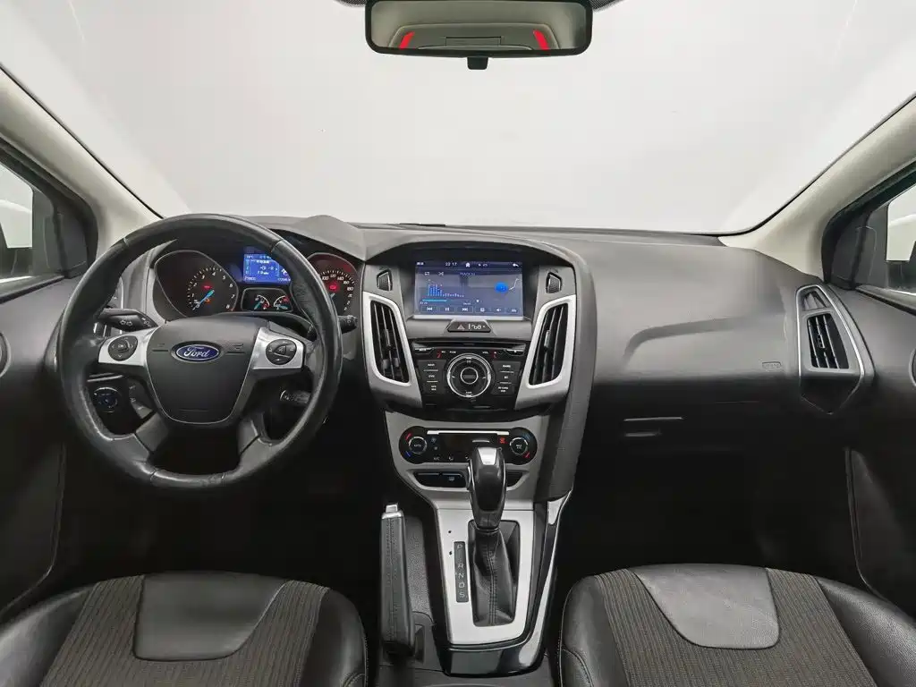 Ford Focus — миниатюра 5