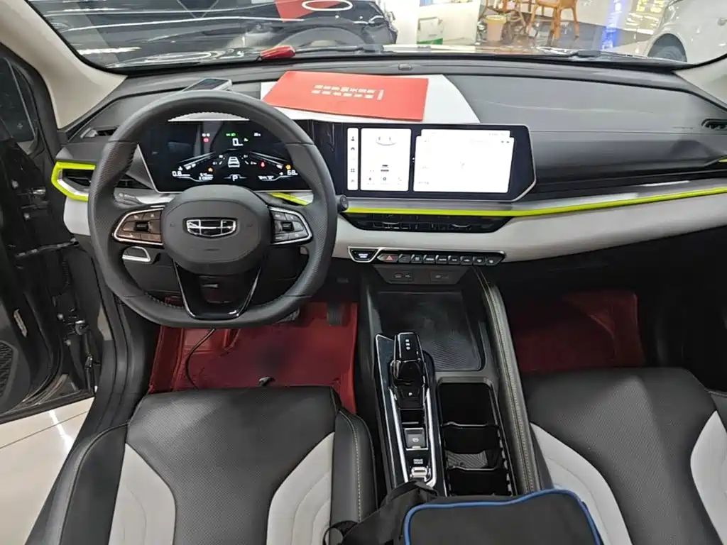 Geely Binyue — миниатюра 10