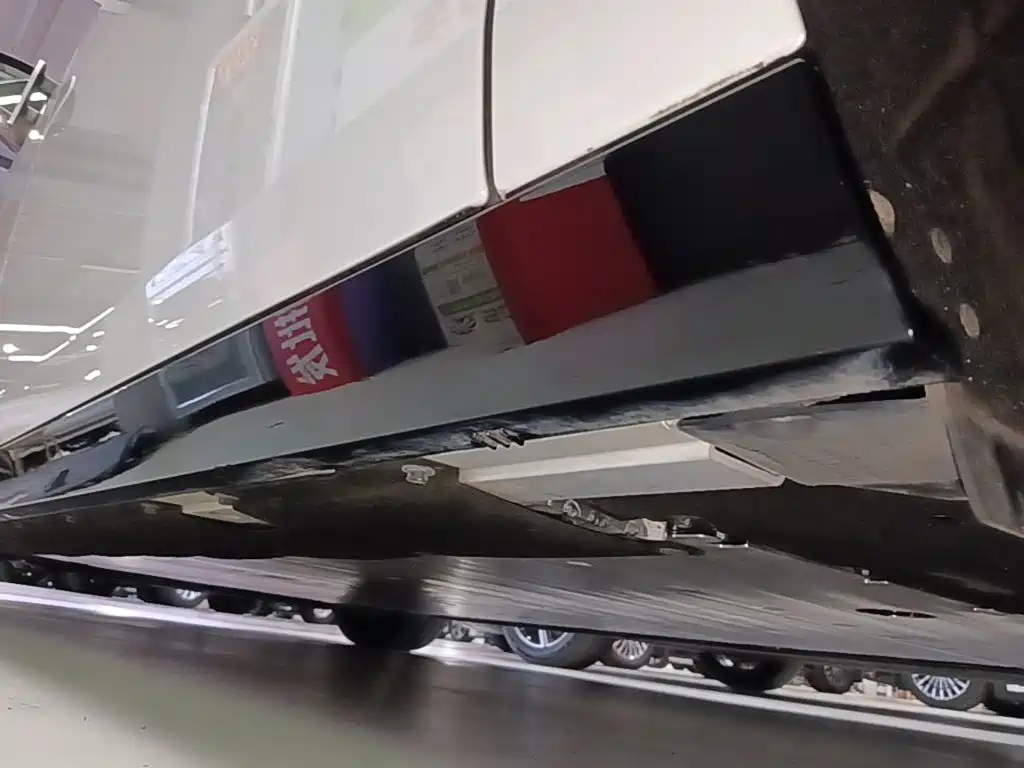 Li Auto Li MEGA — миниатюра 22