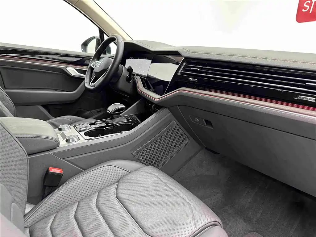 Volkswagen Touareg — миниатюра 17