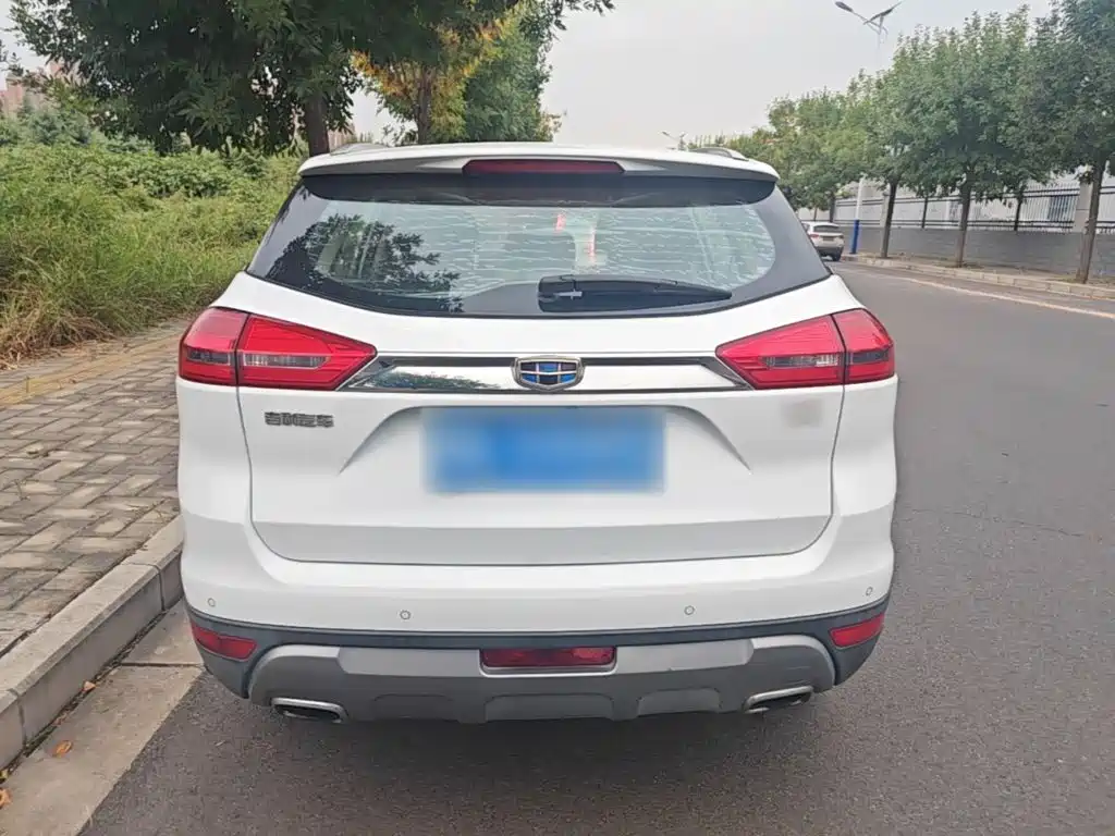 Geely Boyue — миниатюра 6