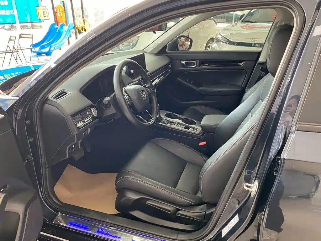 Honda Civic — миниатюра 6