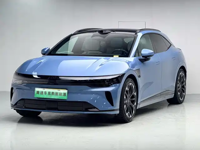 2025 Zeekr 007