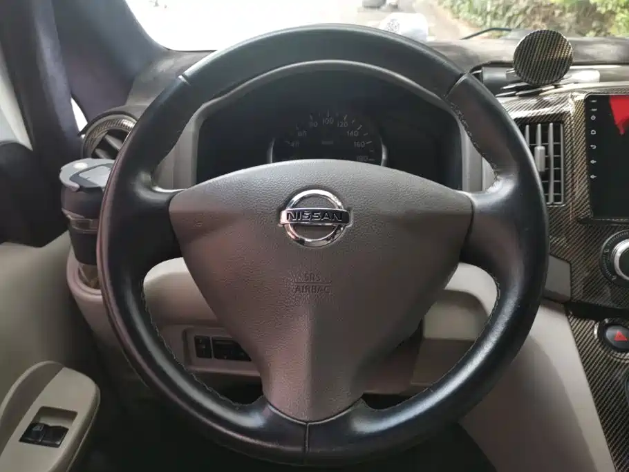 Nissan NV200 — миниатюра 15