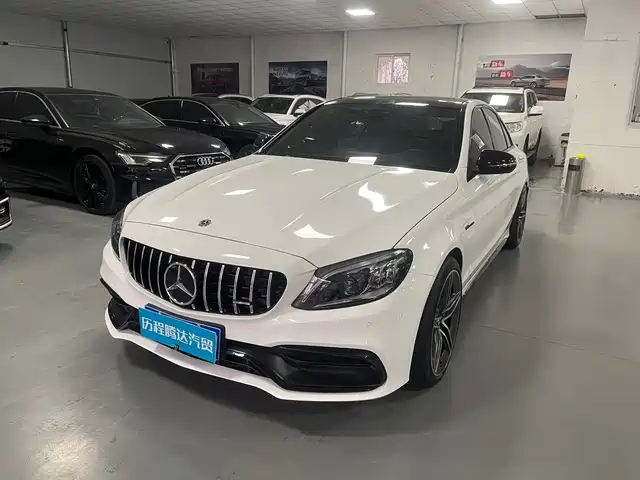 MERCEDES-BENZ C CLASS AMG 2021