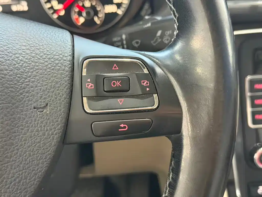 Volkswagen Passat — миниатюра 11