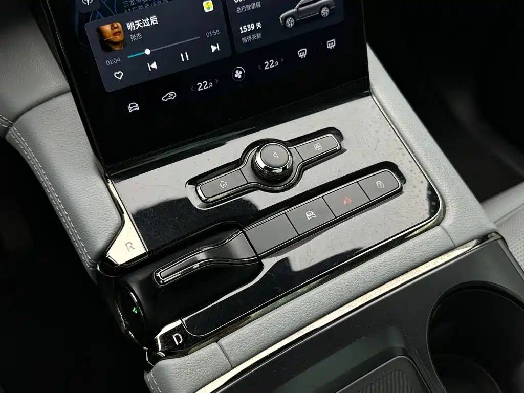 NIO ES7 — миниатюра 16