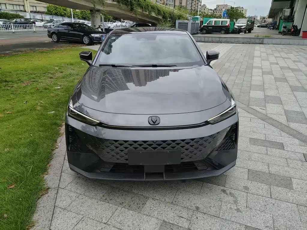 Changan UNI-V — миниатюра 2