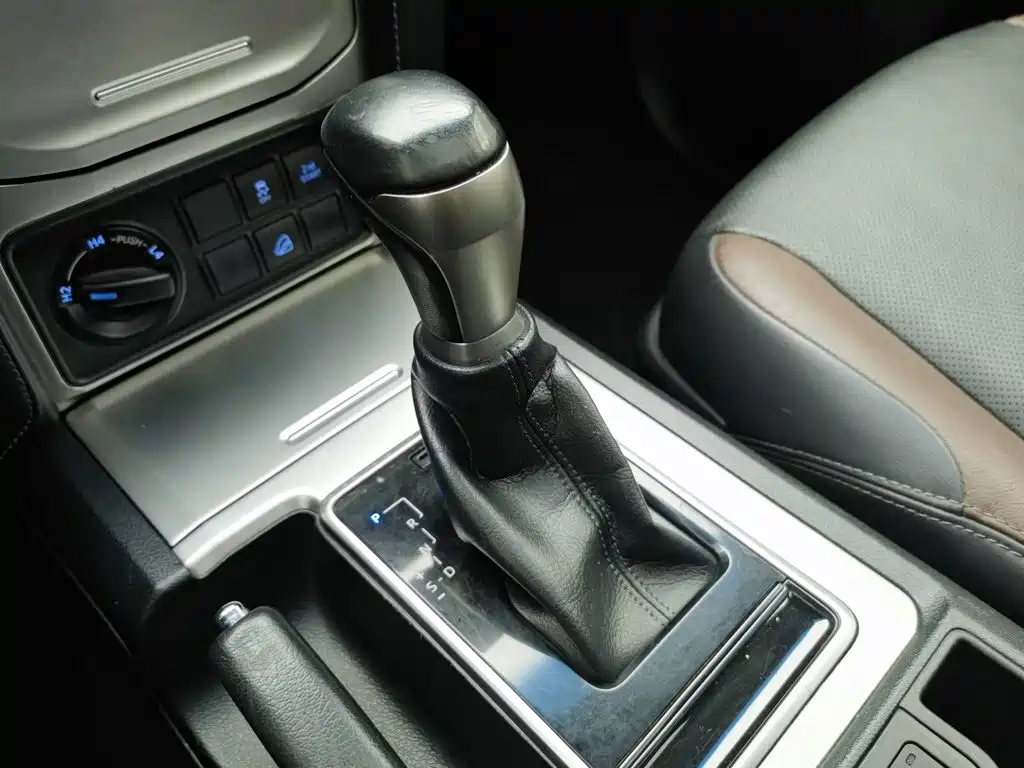 Toyota Prado — миниатюра 13