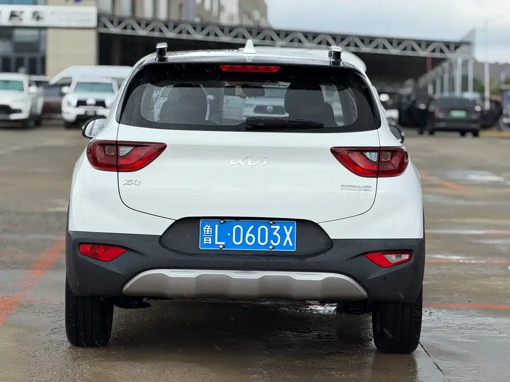 Kia KX1 2021 1.4L CVT