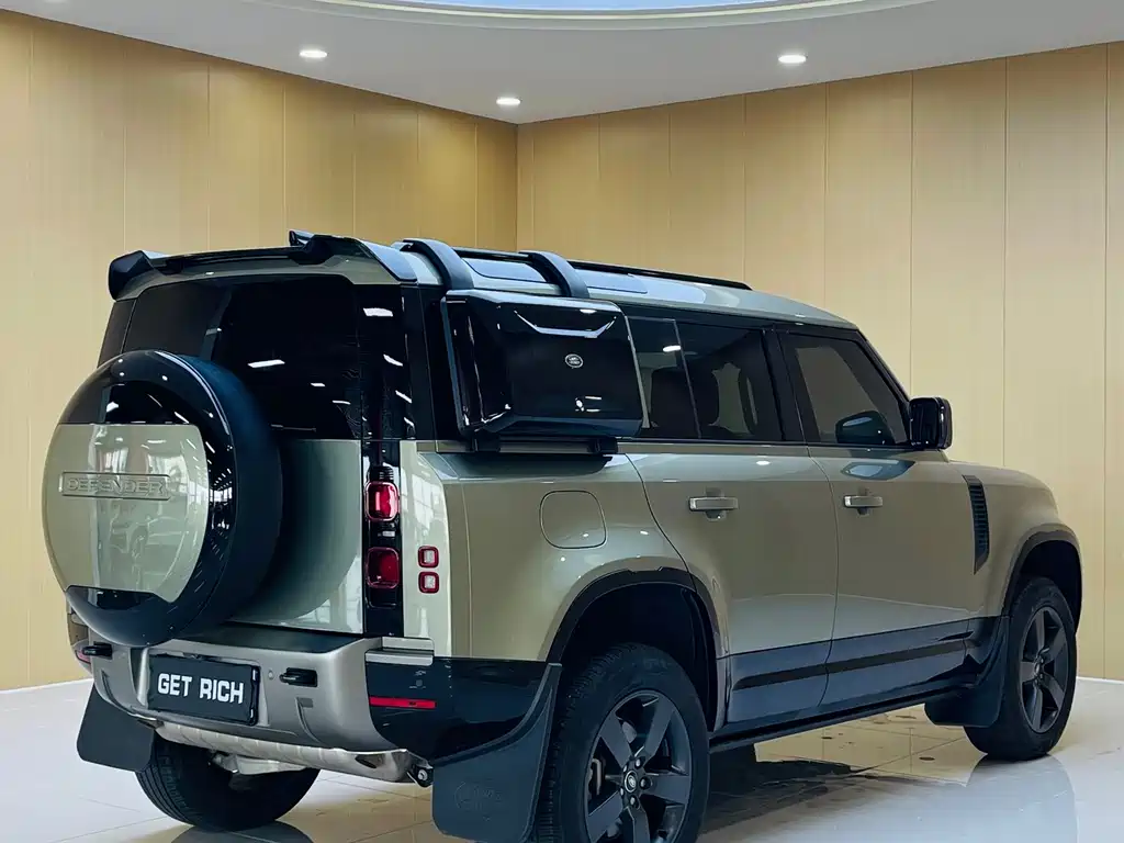 Land Rover Defender — миниатюра 9