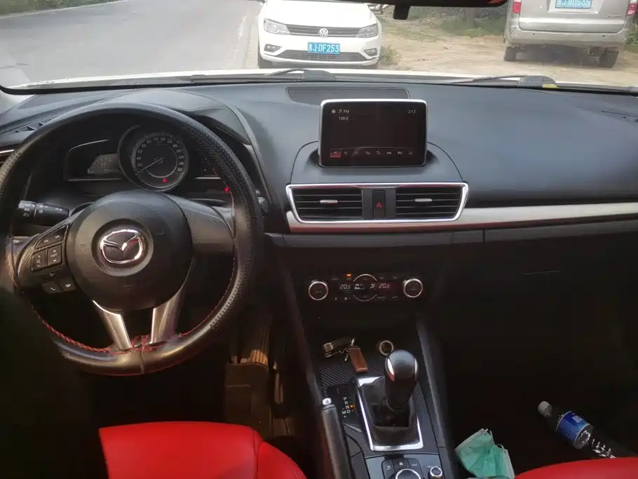 Mazda 3 Axela — миниатюра 12