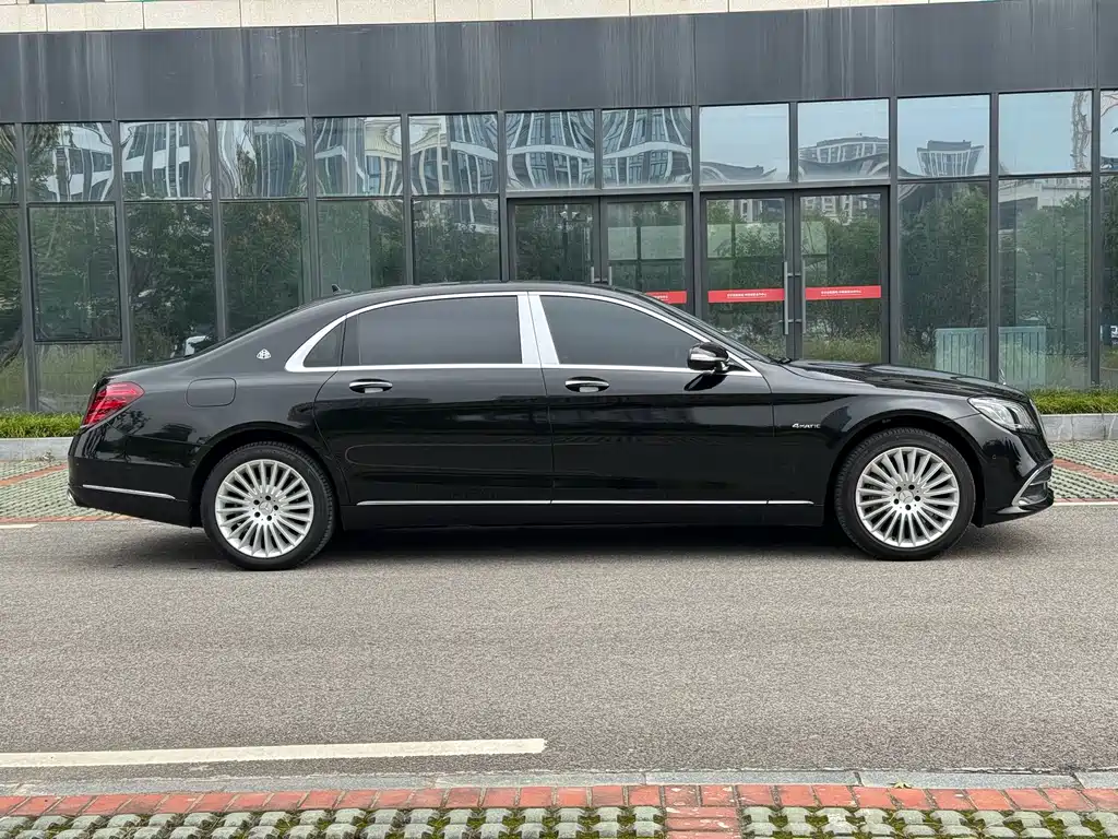 Mercedes-Benz S-Class — миниатюра 25
