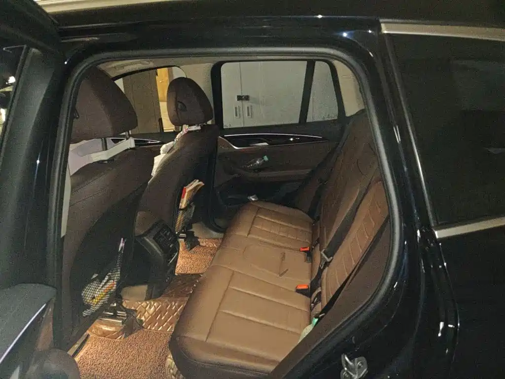 BMW X3 — миниатюра 15