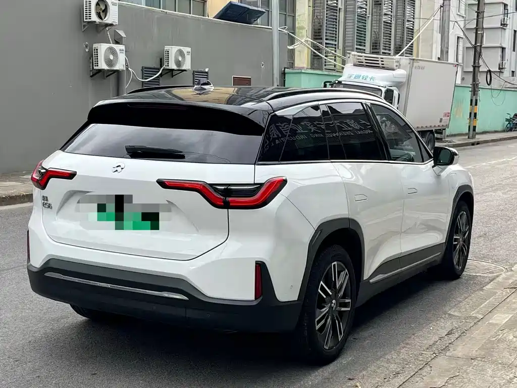 NIO ES6 — миниатюра 5