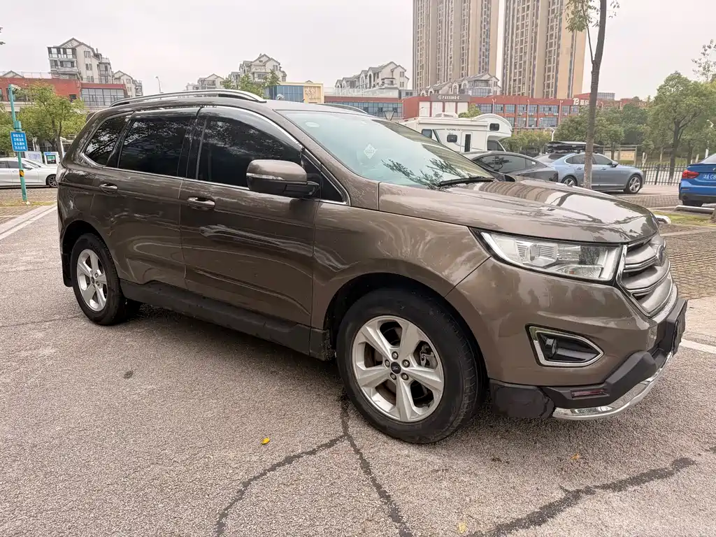 Ford Edge — миниатюра 3