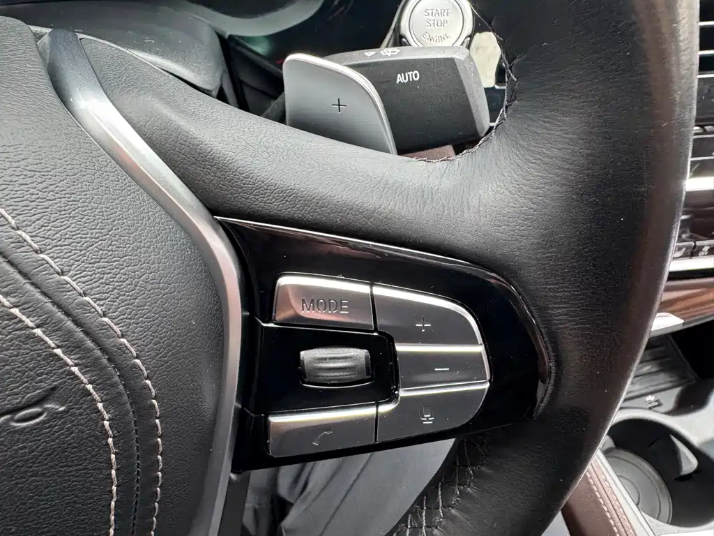 BMW 5 Series — миниатюра 41