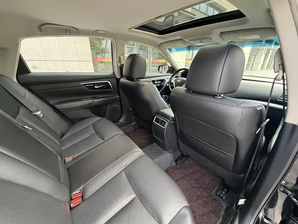 Nissan Teana — миниатюра 12