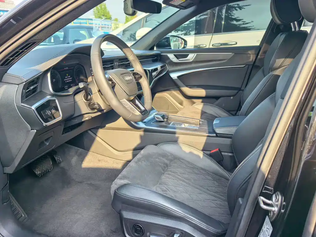 Audi A6L — миниатюра 2