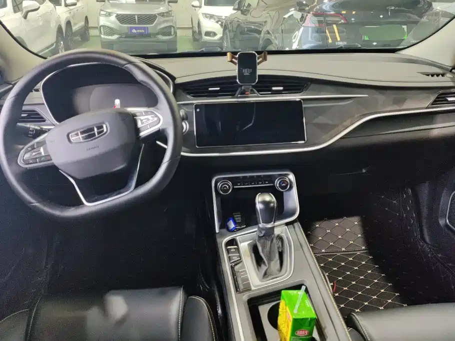 Geely Binrui — миниатюра 12
