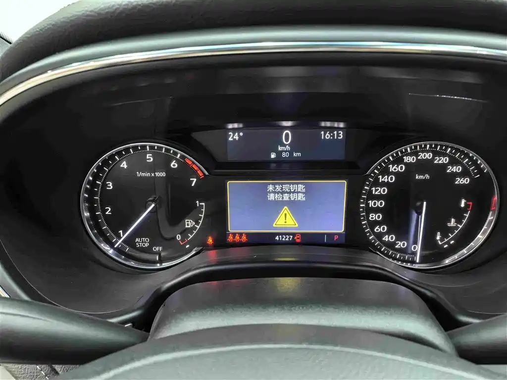 Cadillac CT5 — миниатюра 8