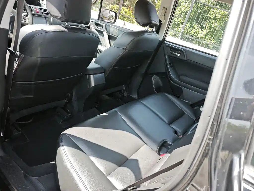 Subaru Forester 2014 2.0i AT Comfort