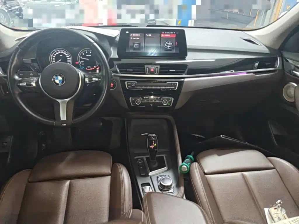 BMW X1 — миниатюра 10