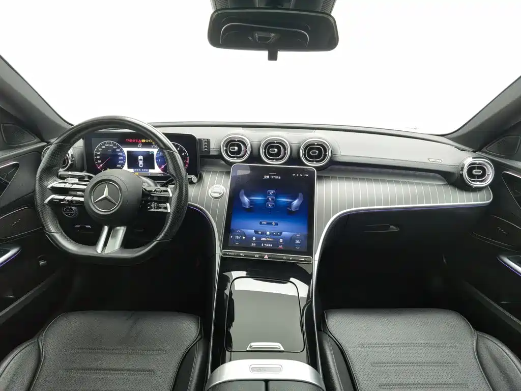 Mercedes-Benz C-Class — миниатюра 5