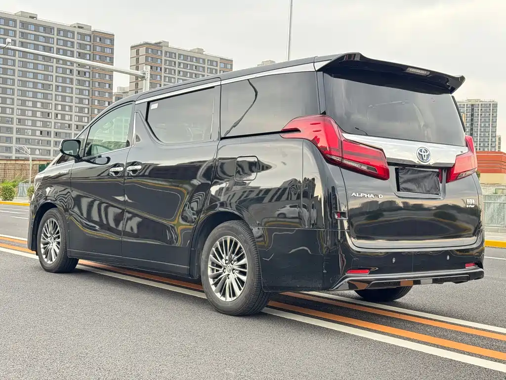 Toyota Alphard 2019 2.5L Luxury