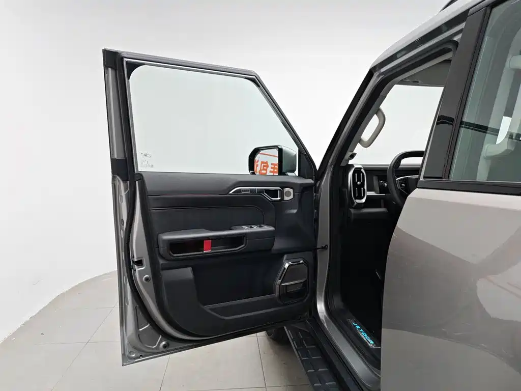 JETOUR Traveller 2023 2.0T PRO
