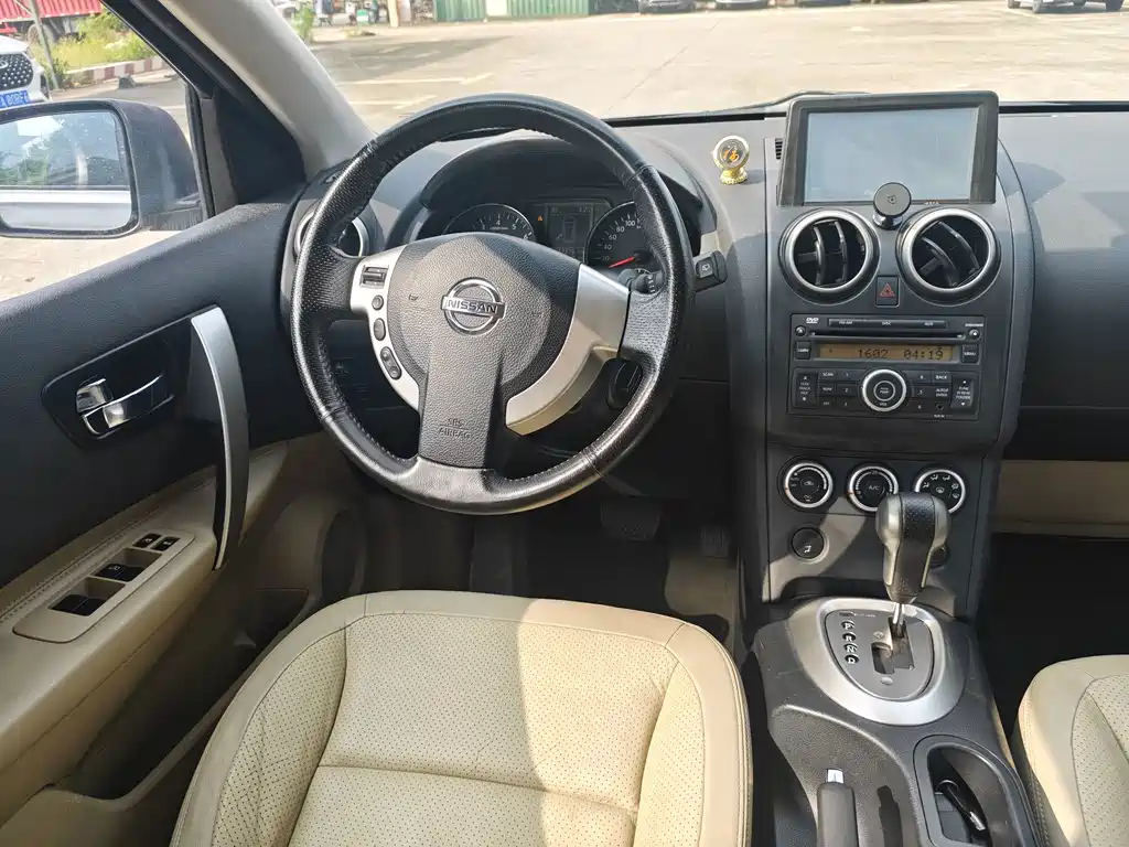 Nissan Qashqai — миниатюра 10
