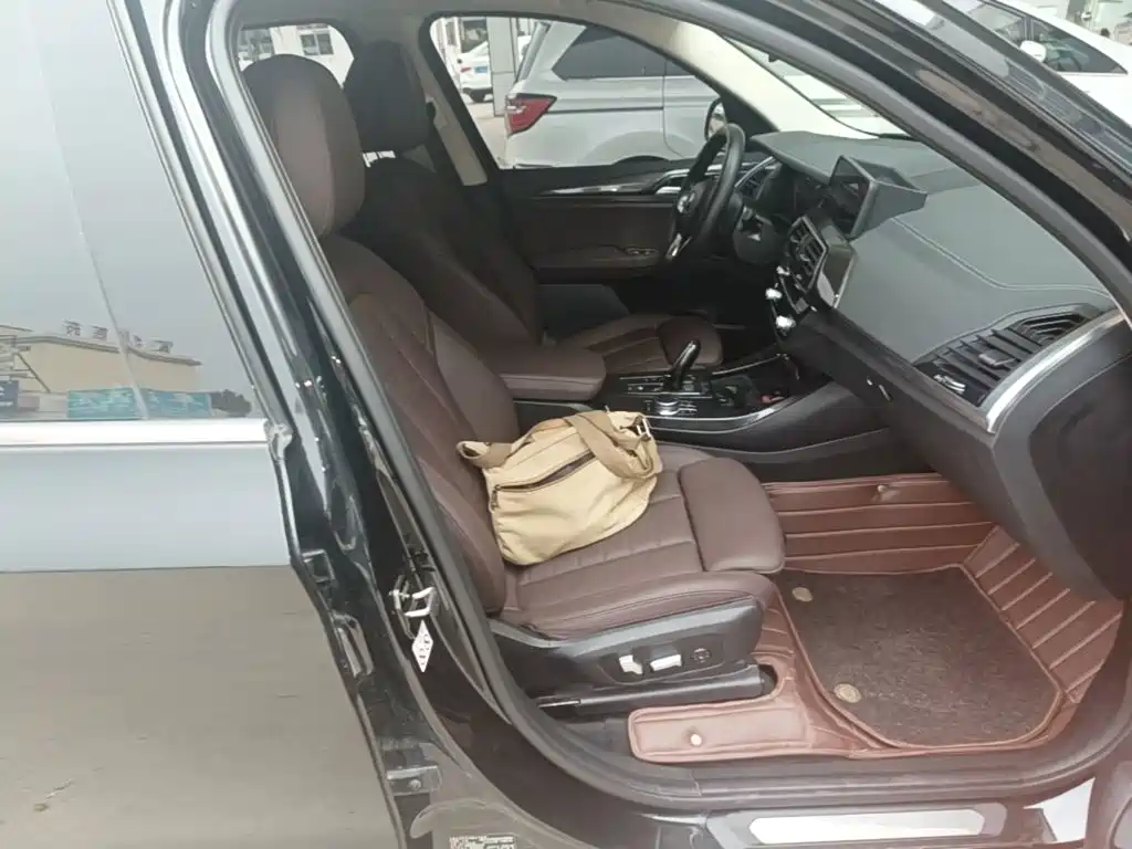 BMW X3 — миниатюра 25