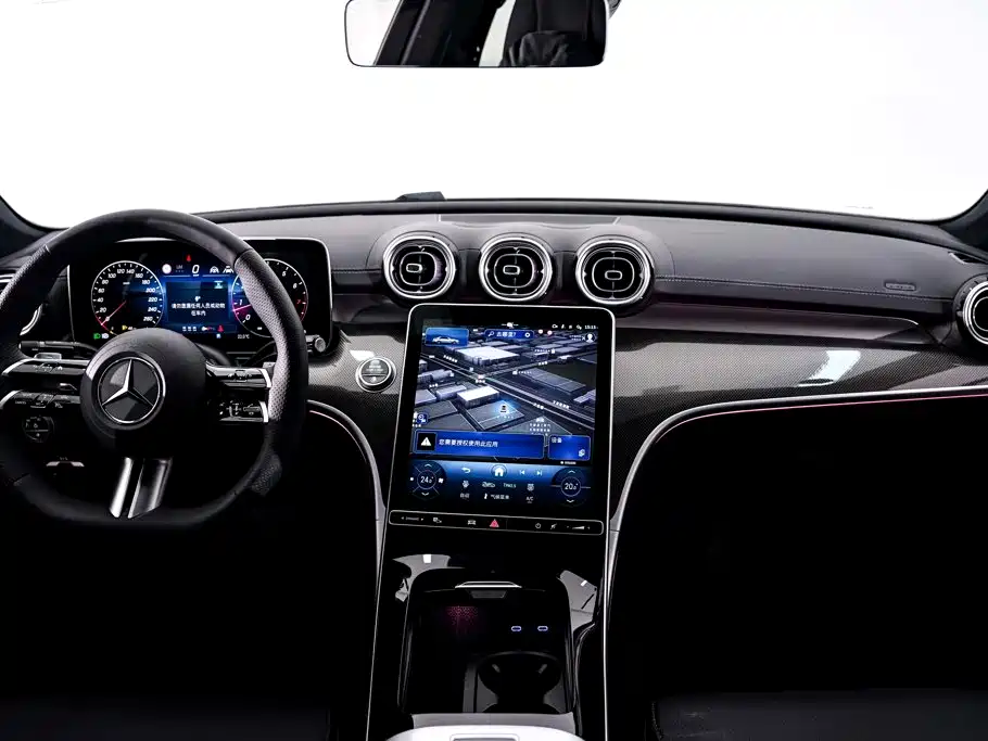 Mercedes-Benz C-Class — миниатюра 14