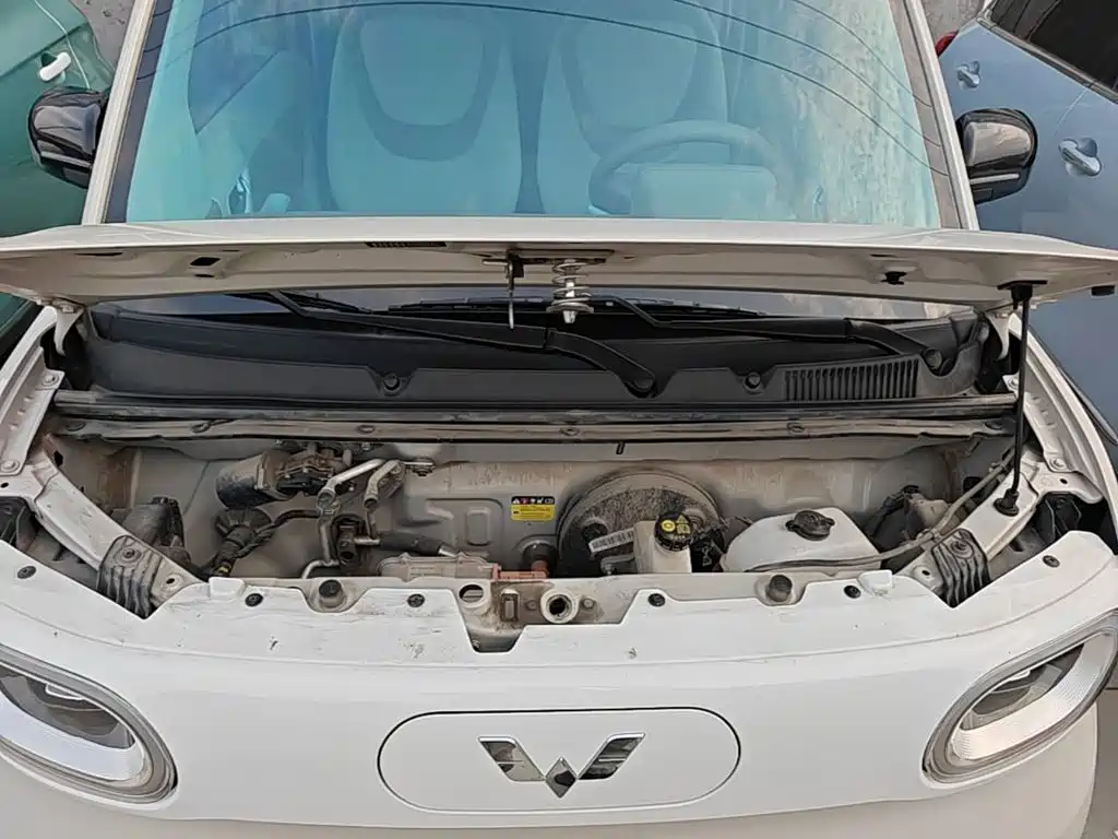 Wuling MINIEV — миниатюра 20
