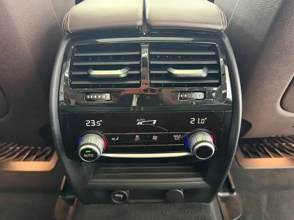 BMW 5 SERIES NEW ENERGY