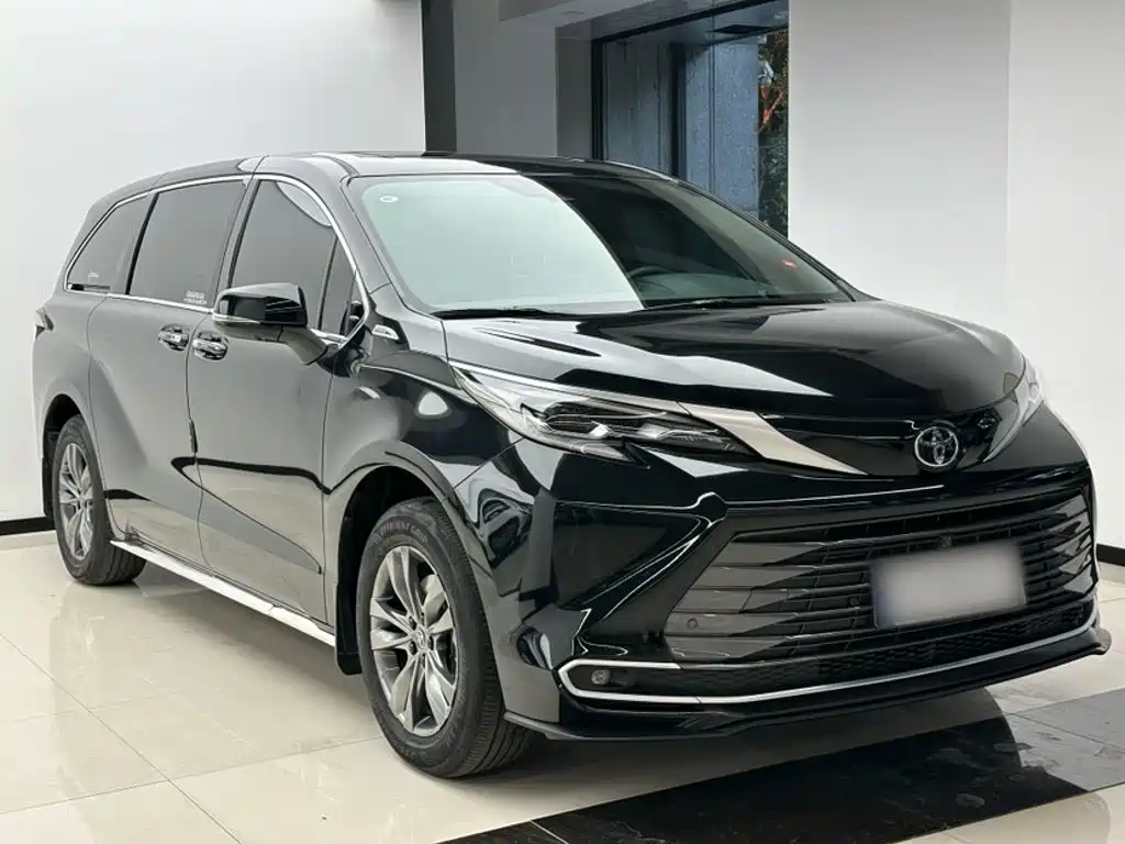 Toyota Sienna — миниатюра 10