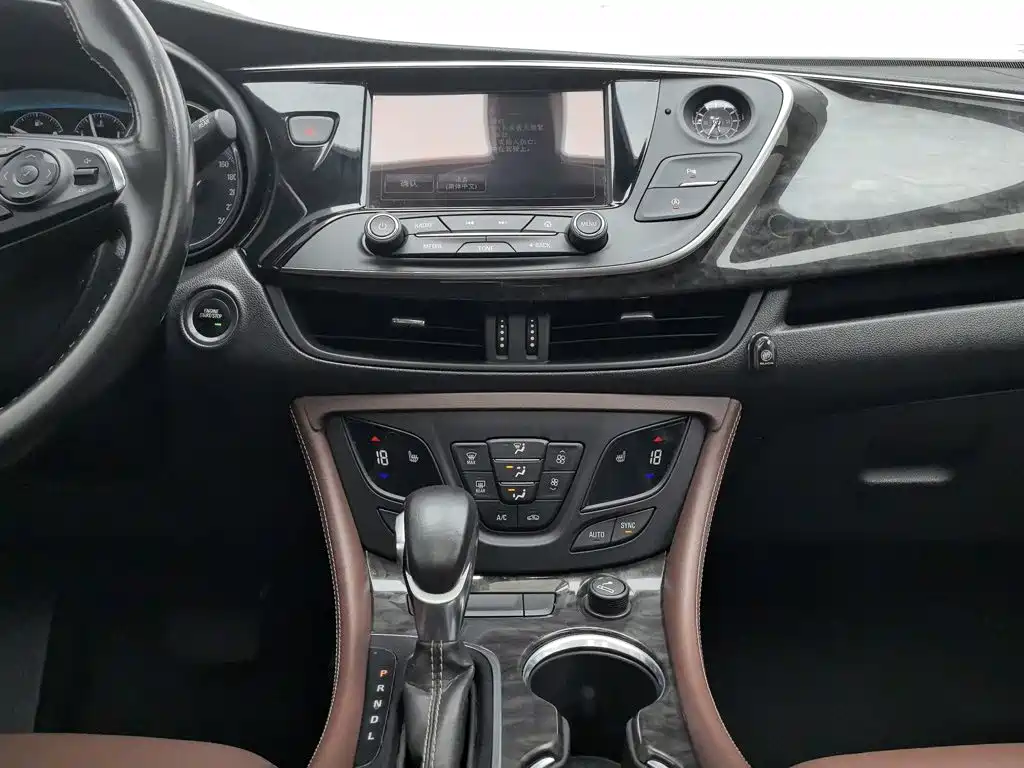 Buick Envision Plus — миниатюра 12
