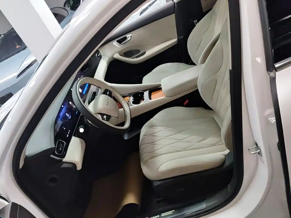 Roewe D7 — миниатюра 15