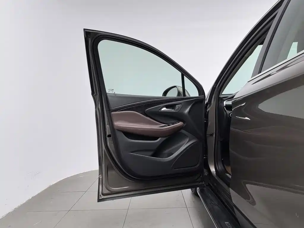 Buick Envision Plus — миниатюра 8