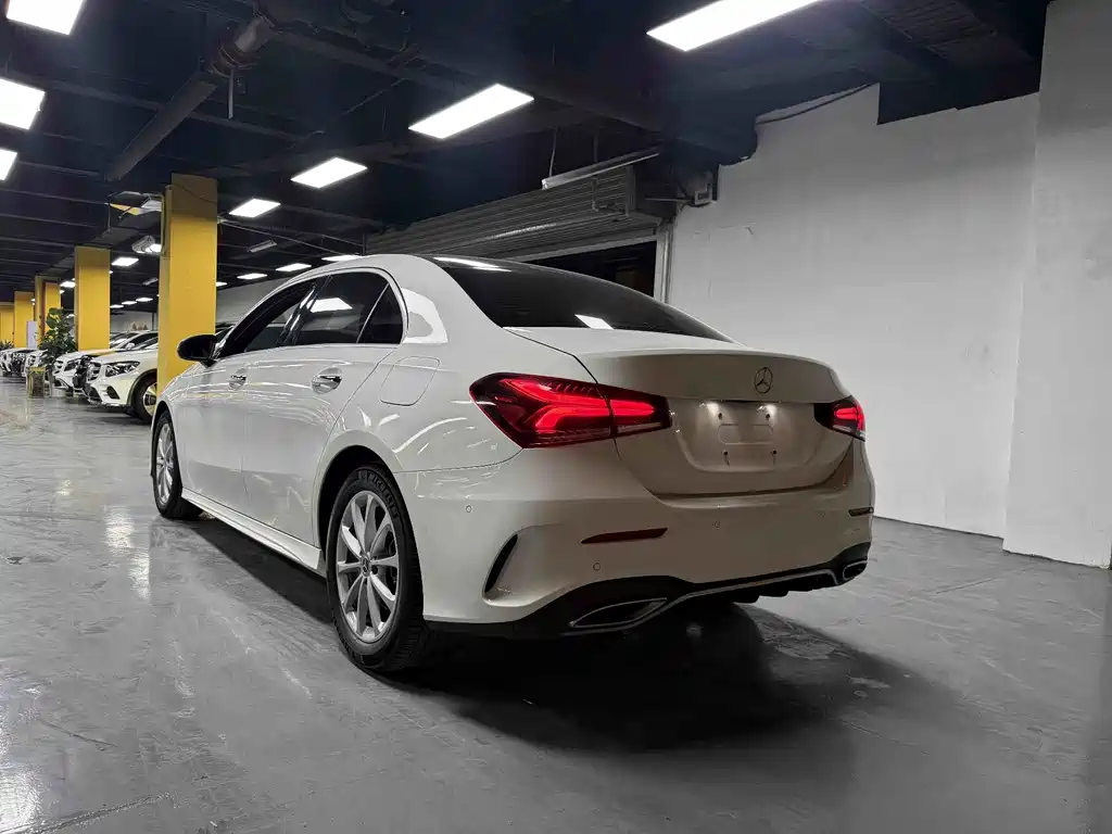 Mercedes-Benz A-Class — миниатюра 9