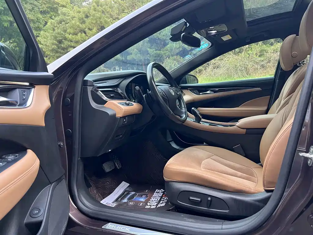 Buick LaCrosse — миниатюра 4