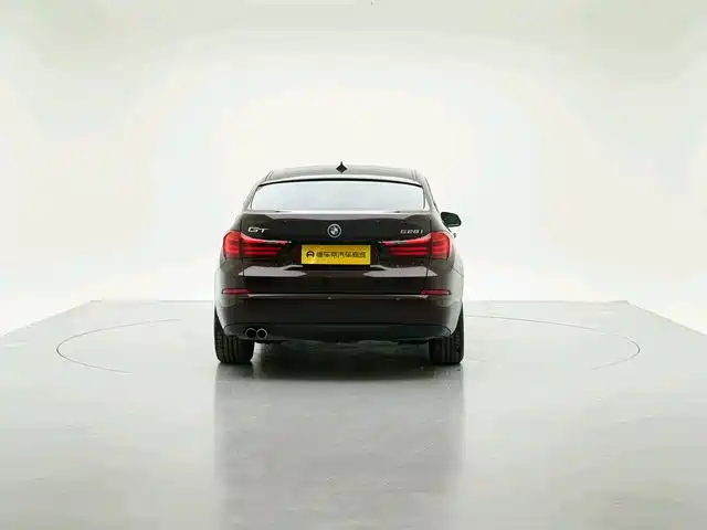 BMW 5 Series GT — миниатюра 4