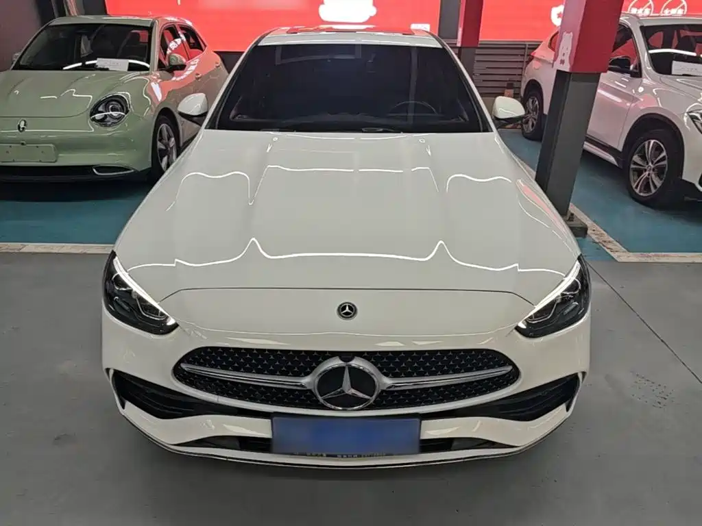 Mercedes-Benz C-Class — миниатюра 3