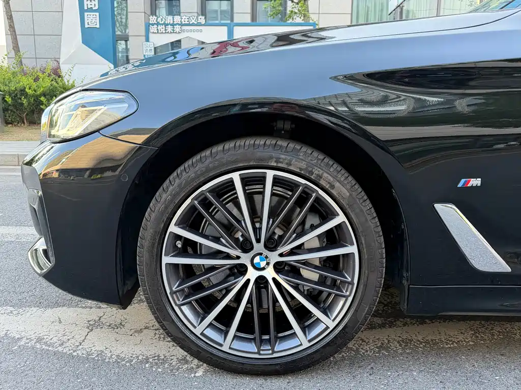 BMW 5 Series 5 2023 530Li Lead M Sport