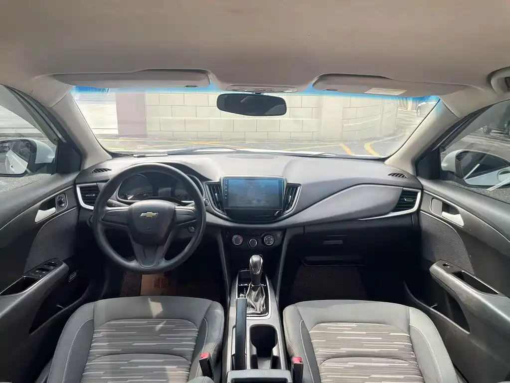 Chevrolet Cavalier — миниатюра 10