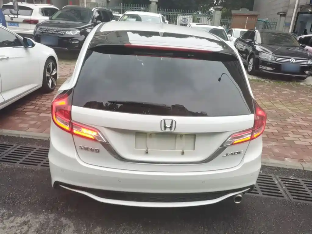 Honda Jade — миниатюра 6