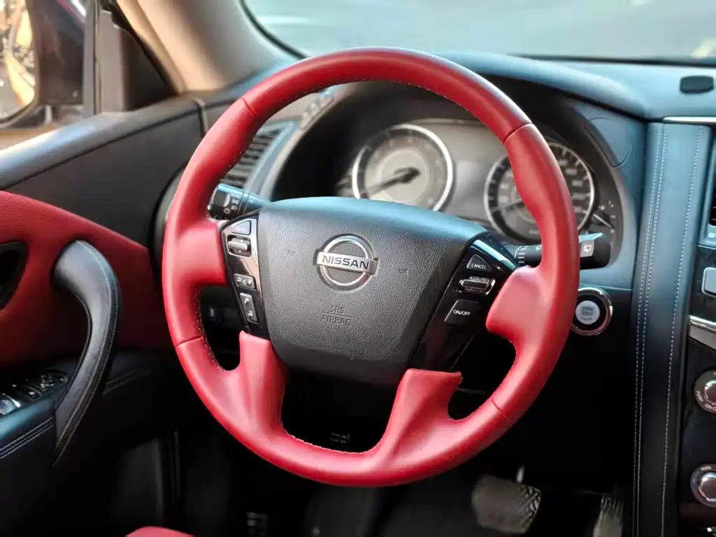 Nissan Patrol — миниатюра 8