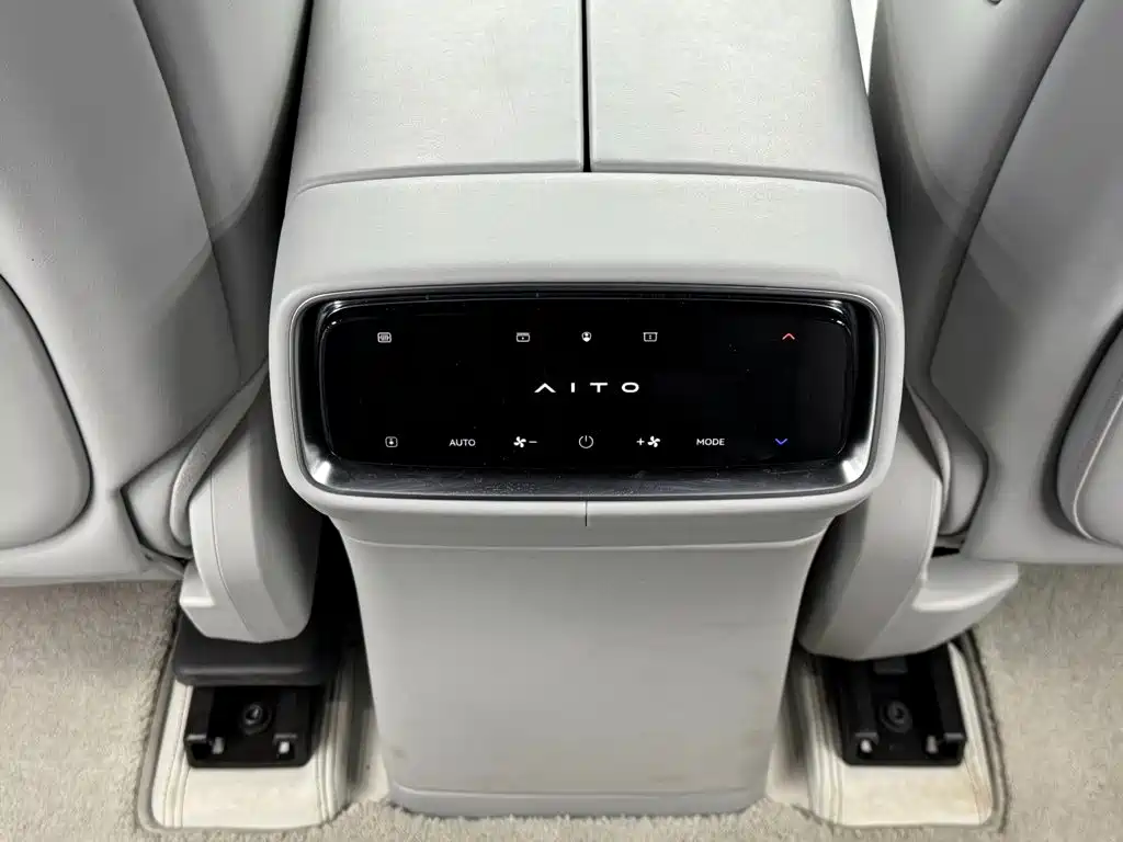AITO AITO M9 — миниатюра 16